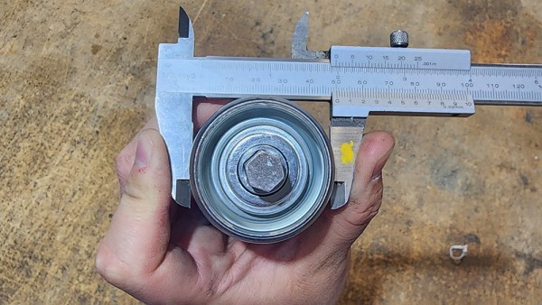 How to measure a conveyor roller with and without verniers 7